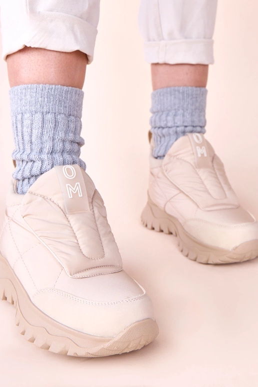 Smilšu krāsas sieviešu sniega zābaki...