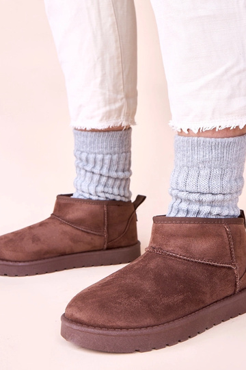 Šokolādes krāsas sniega...