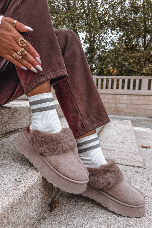 Sieviešu sniega zābaki ar platformu un kažokādu ar izšuvumu smilšu krāsā Querina