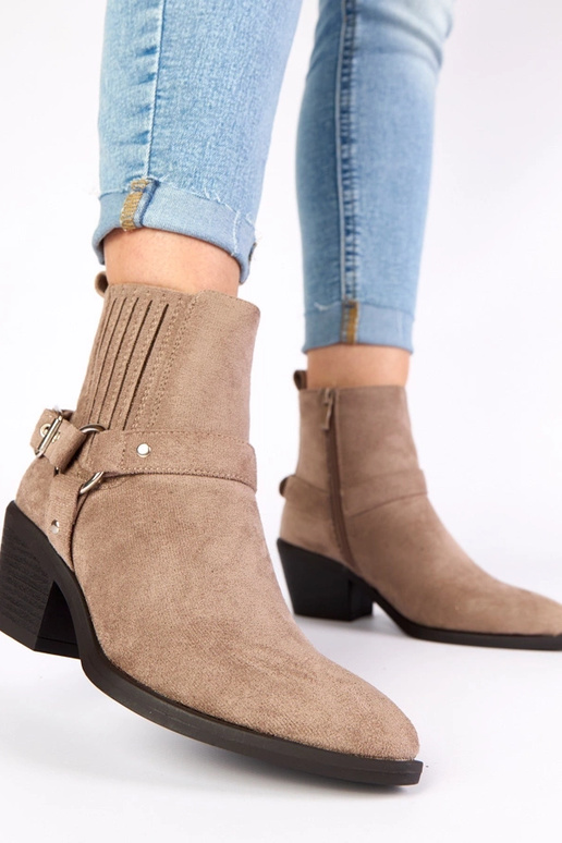 Pelēki zābaki uz papēža ar...