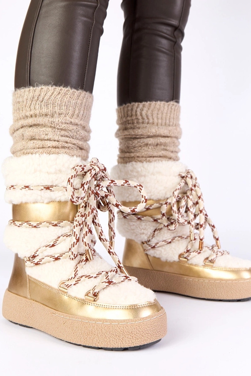 Zeltaini silti aukstie sniega zābaki...