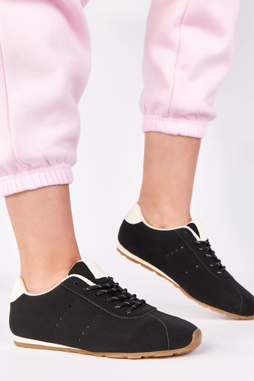 Melni sporta apavi ar baltu... 2