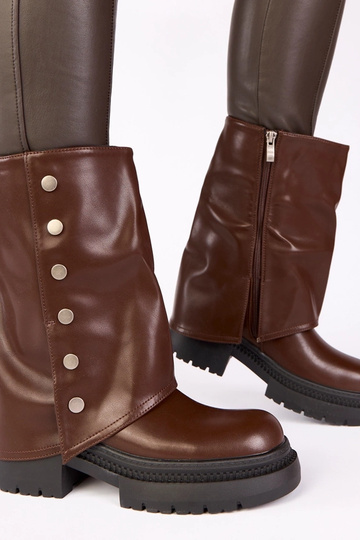 Šokolādes krāsas zābaki ar... 2