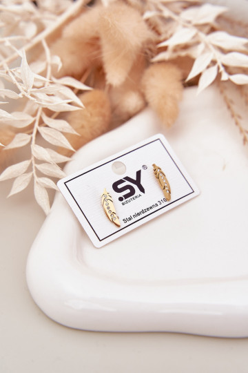 ar stilīgām detaļāmi Listki ar mirdzošiem spīdumiņiem Stal NierdzeInna Zelta krāsas