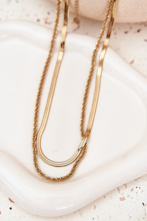 Kaklarota izgatavots no nerūsējošā tērauda Zelta krāsas