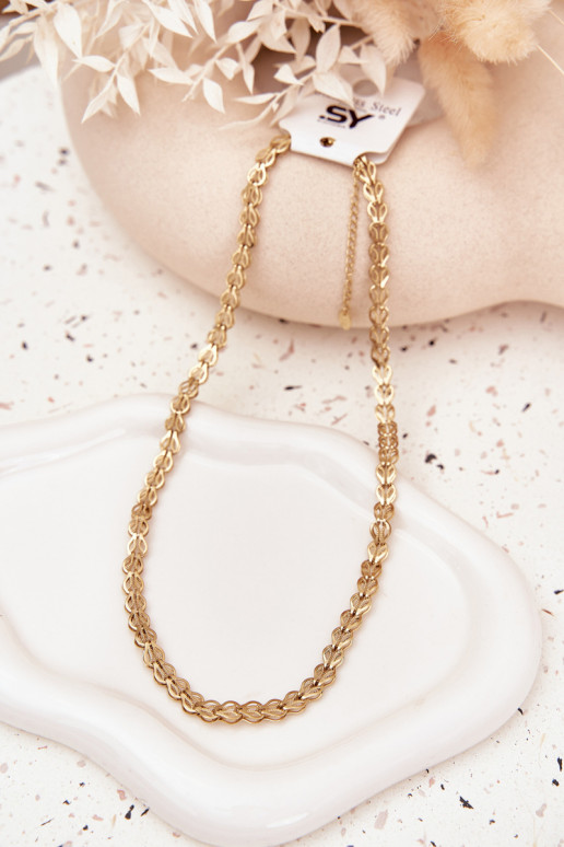 Kaklarota izgatavots no nerūsējošā tērauda Zelta krāsas