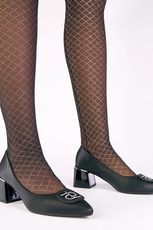 Melnas sieviešu kurpes uz stabiņa ar...