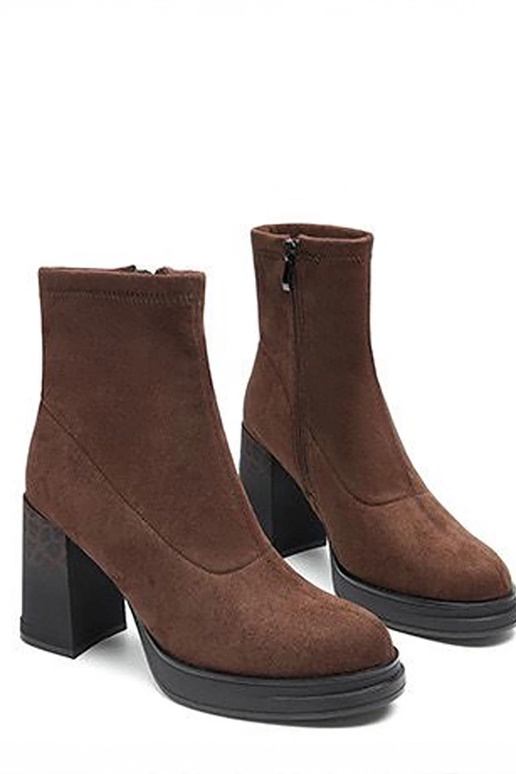 Brūnie zābaciņi ar papēdi un leopardu...