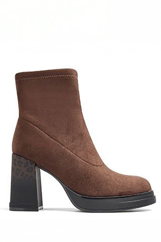 Brūnie zābaciņi ar papēdi un leopardu...