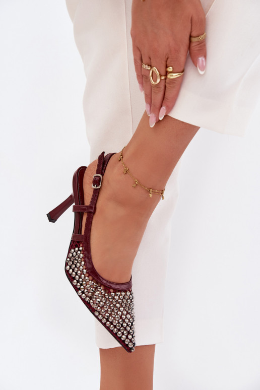 augstpapēžu kurpes ar kniedēm bordo krāsas Selinna