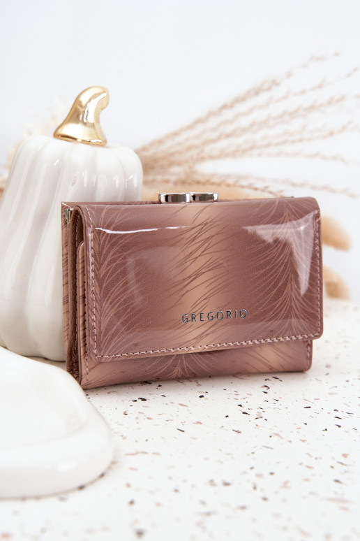 Lakots Tā irciņšDrobinkami ziloņkaula krāsas Cermina