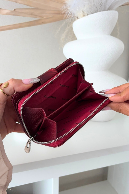 Lakuota sieviešu maku ar dzirkstelēm sarkanā krāsā Luretta