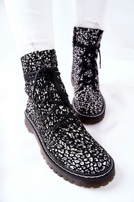 Kerzi sievietēm Tā irciejka Melns-baltas krāsas 01609-48