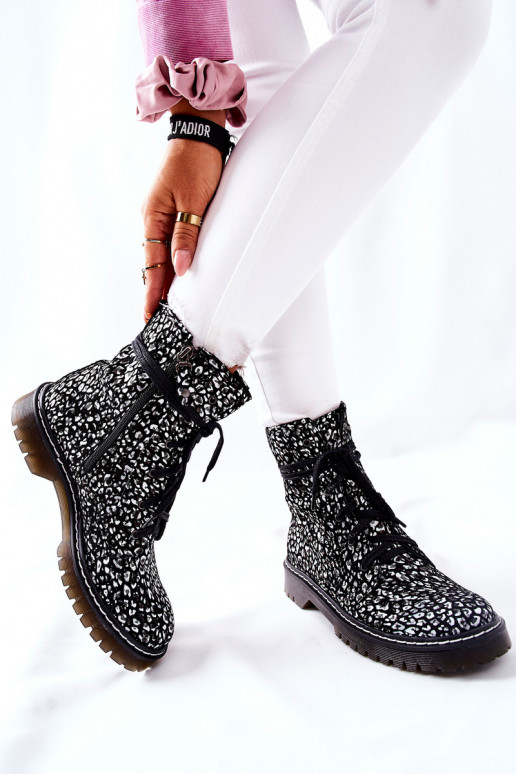 Kerzi sievietēm Tā irciejka Melns-baltas krāsas 01609-48