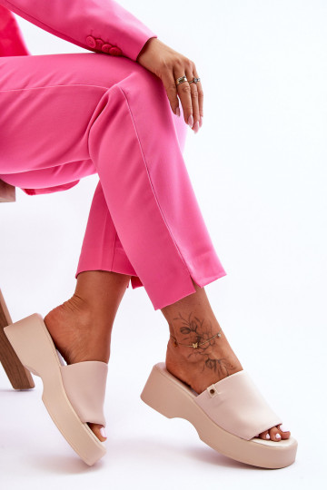 Sieviešu Čības ar platformu smilšu krāsas Carmela 2