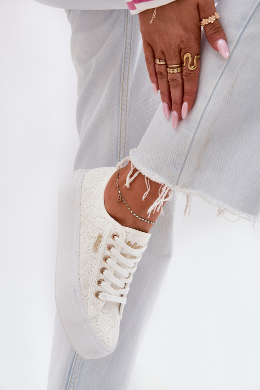 sieviešu puszābaki ar mežģīnēm Lee Cooper LCIN-25-31-3438L baltas krāsas