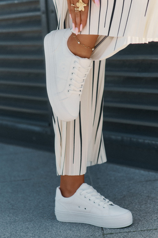 Eko Āda sieviešu puszābaki ar platformu Big Star RR274298 baltas krāsas