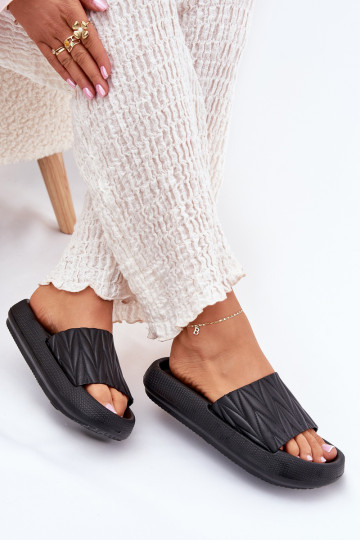 sieviešu čības Vieglas čības uz pirksta ar platformu melnas krāsas Vanesha