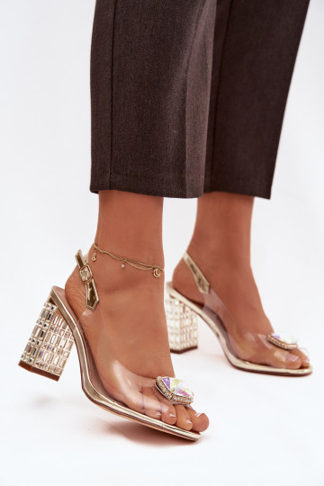 Caurspīdīgas sandales ar papēdi ar mirdzošiem spīdumiem D&A MR52-239 Zelta krāsas