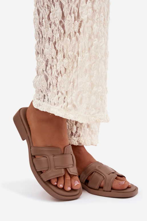 sieviešu čības ar platiem papēžiem smilšu krāsas Lorania