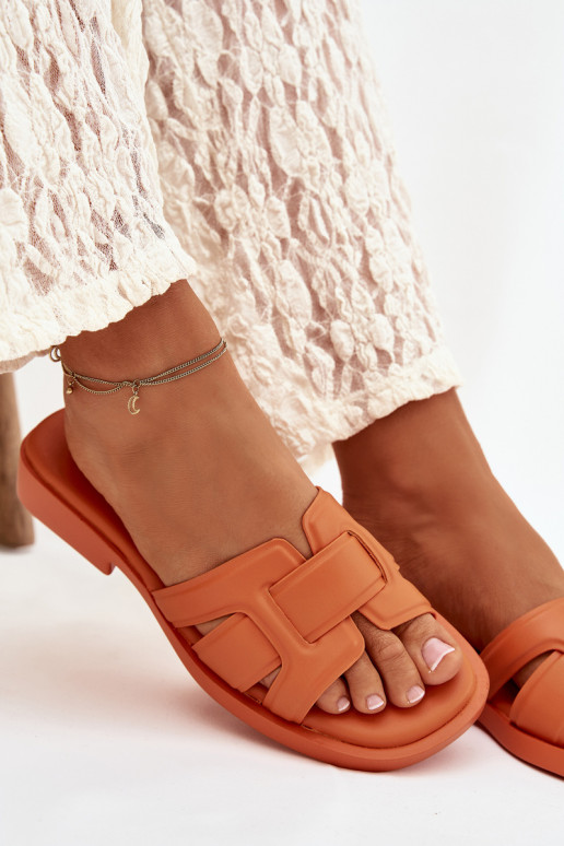 sieviešu čības ar platiem papēžiem oranžas krāsas Lorania