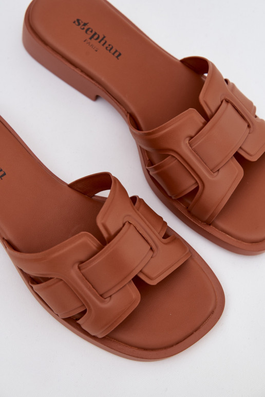 sieviešu čības ar platiem papēžiem brūnas krāsas Lorania