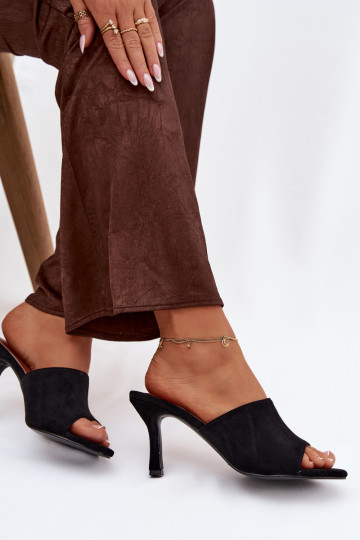 sieviešu čības ar papēdiEko zamšādau melnas krāsas Isolia