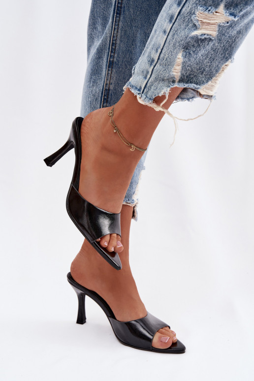 Laque sieviešu čības ar papēdi melnas krāsas Lirissa