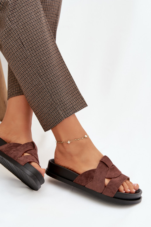 sieviešu čības Eko zamšādaoIne Ar svītrām tumši brūnas krāsas Tā irrivessa