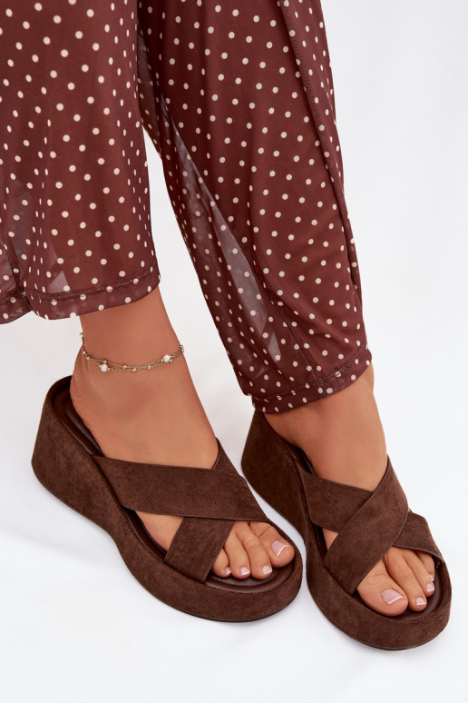 sieviešu čības Uz ĶīļaEko zamšādau CzekoladoIne Calorine