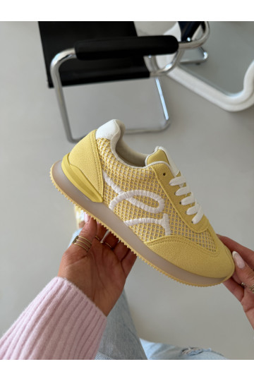 Sneakers modeļa apavi sporta apavi Sieviešu Dzelteni Tarlisse 2