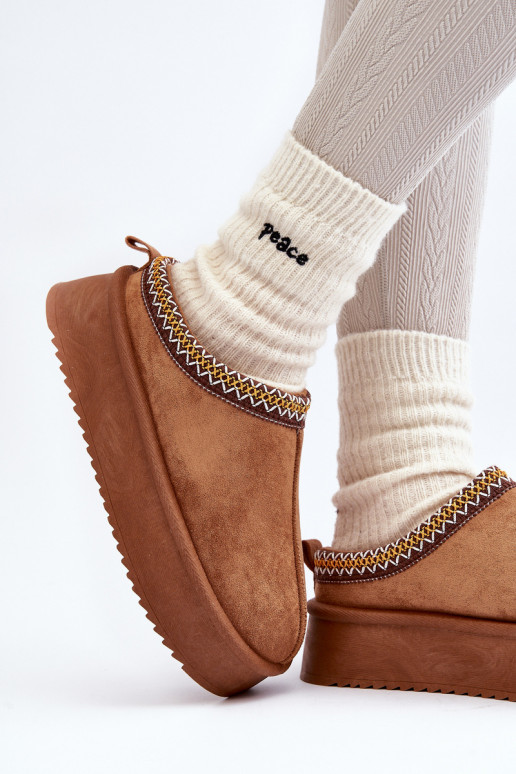 Čības Uz biezas zolesEko zamšādau brūnas krāsas Sylva