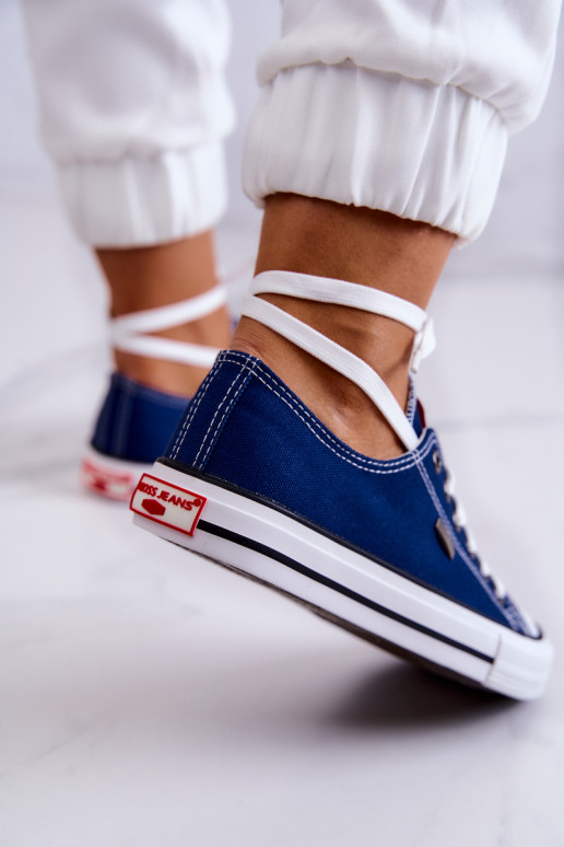 Sieviešu Klasiska modeļa brīvā laika apavi Cross Jeans JJ2R4012C tumši zilas krāsas