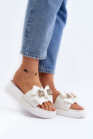 Sieviešu Čības ar bantītēm i Rotaļu lācīšim baltas krāsas Katterina 2