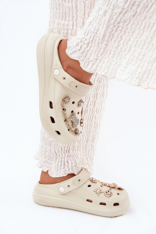 Vieglas čības uz pirksta sieviešu čībasPrzypinkami smilšu krāsas Linaviela