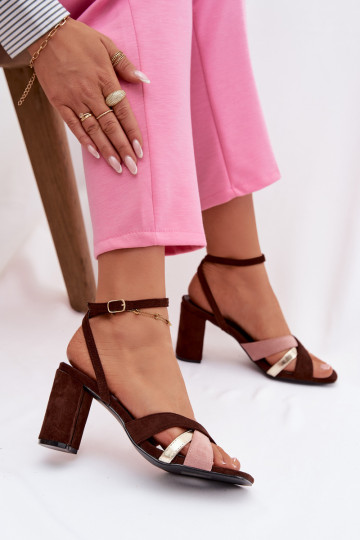 Sieviešu basenes Ar svītrām Eko zamšādaoIne CzekoladoIne Karilora