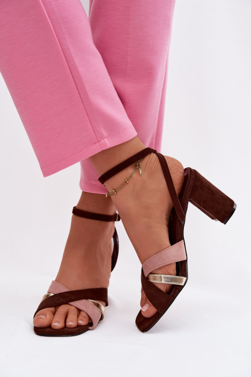 Sieviešu basenes Ar svītrām Eko zamšādaoIne CzekoladoIne Karilora