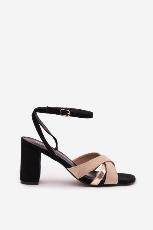 Sieviešu basenes Ar svītrām Eko zamšādaoIne melnas krāsas Karilora