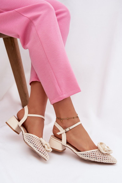 Sieviešu basenes Klockā Ar greznu Detalem Ziloņkaula krāsas Vionessa