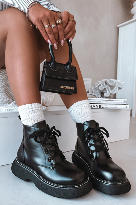 siltināti Sieviešu puszābaki ar platformu šņorējami melnas krāsas Harmine