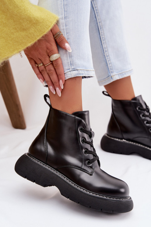 siltināti Sieviešu puszābaki ar platformu šņorējami melnas krāsas Harmine