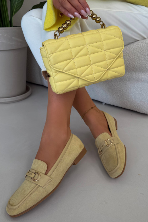 Sieviešu mokasīni ar grezniem elementiem dzeltenā krāsā Evelora