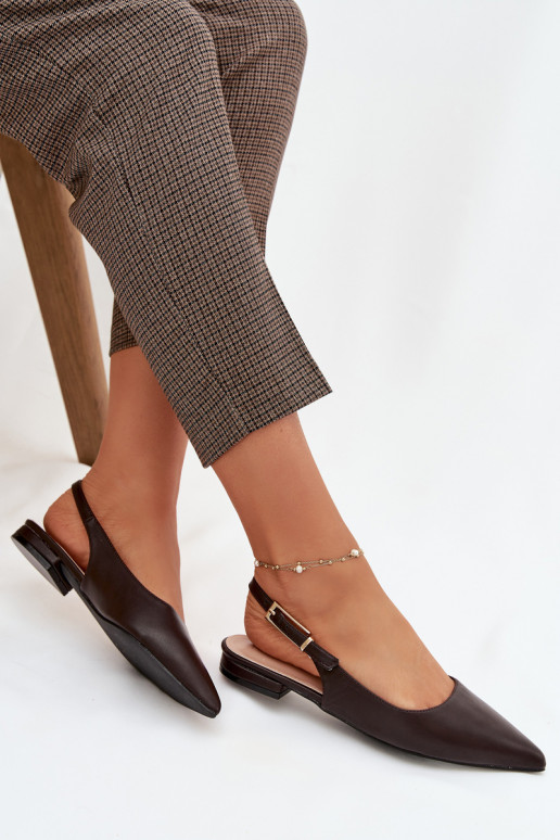 Šokolādes krāsas Iverelle balerīnas ar zelta sprādzēm