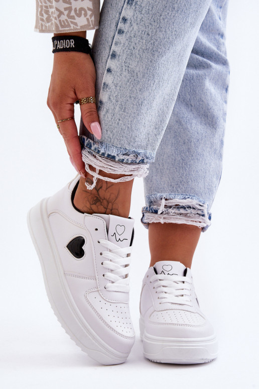 Klasiska modeļa sporta apavi Ar Sirdi Baltas-melnas krāsas Amore