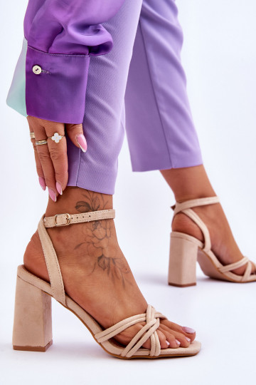 Klasiska modeļa Zamšādas basenes ar papēdi smilšu krāsas Bernett 2