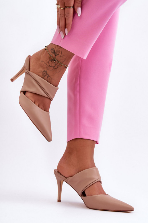 Čibas no dabīgas ādas ar papēdi smilšu krāsas Aveline