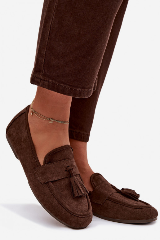Mokasīni sieviešu ar pūciņām šokolādes krāsā