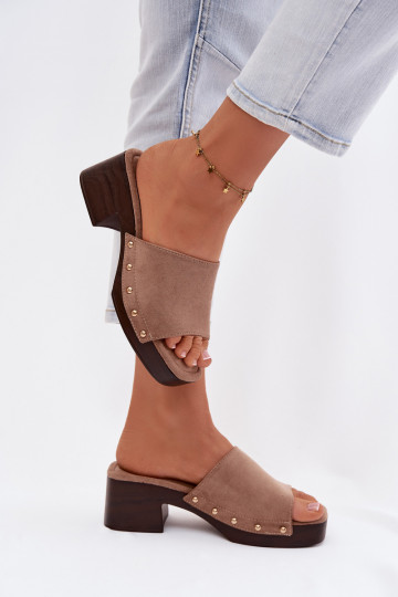 sieviešu čības Klockā Ze Zelta krāsasmi Kniedes smilšu krāsas Davessa