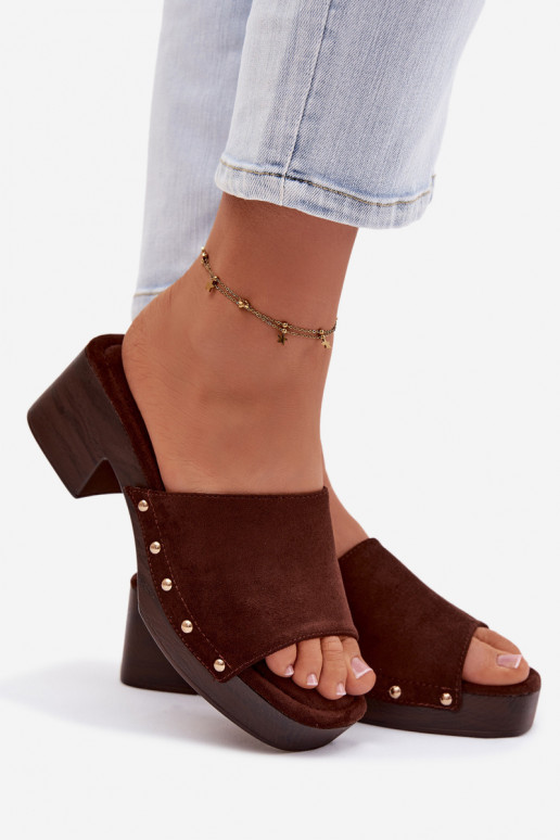 sieviešu čības Klockā Ze Zelta krāsasmi Kniedes CzekoladoIne Davessa