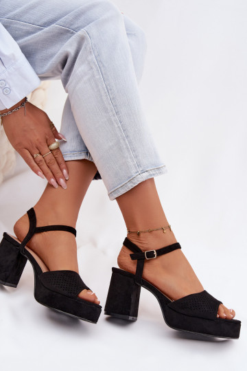 Sieviešu basenesEko zamšādau melnas krāsas Iserelle